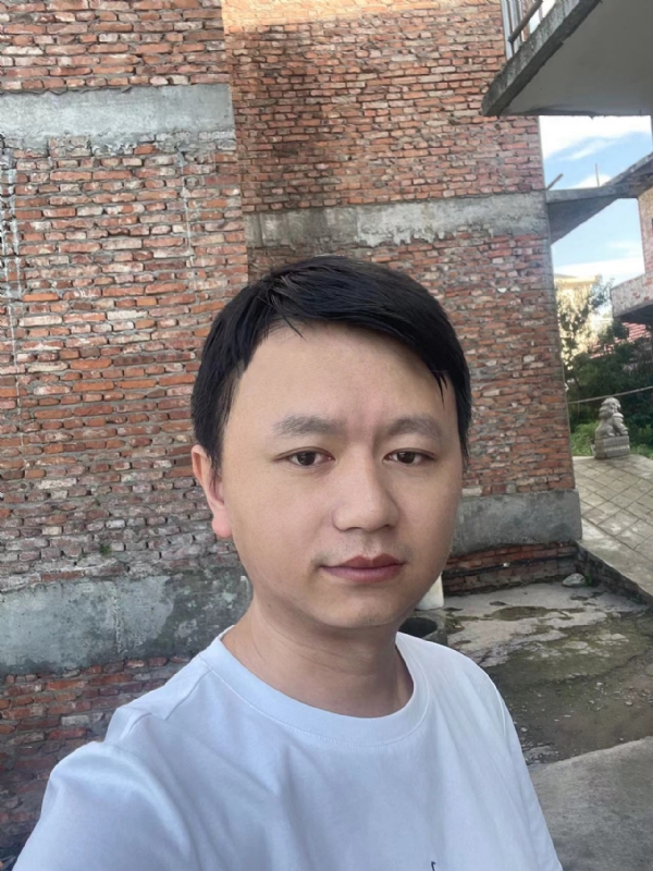 行人的第一张照片--认干亲服务网