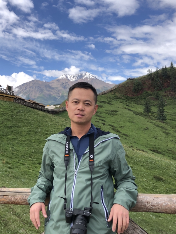 猩猩二号的第二张照片--认干亲服务网