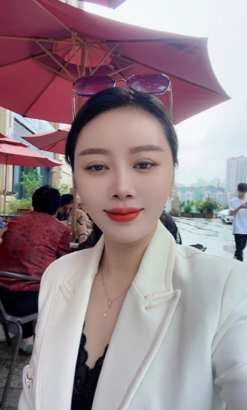 Angela的第一张照片--认干亲服务网