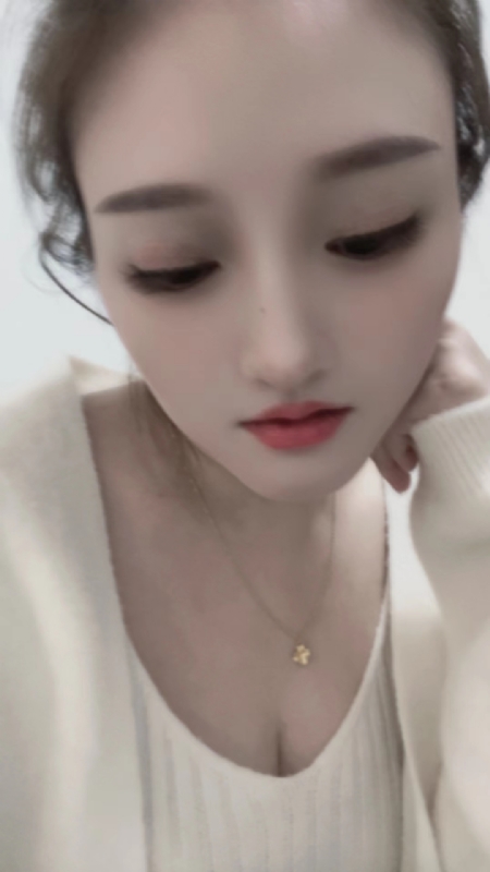 不倾城的第一张照片--认干亲服务网