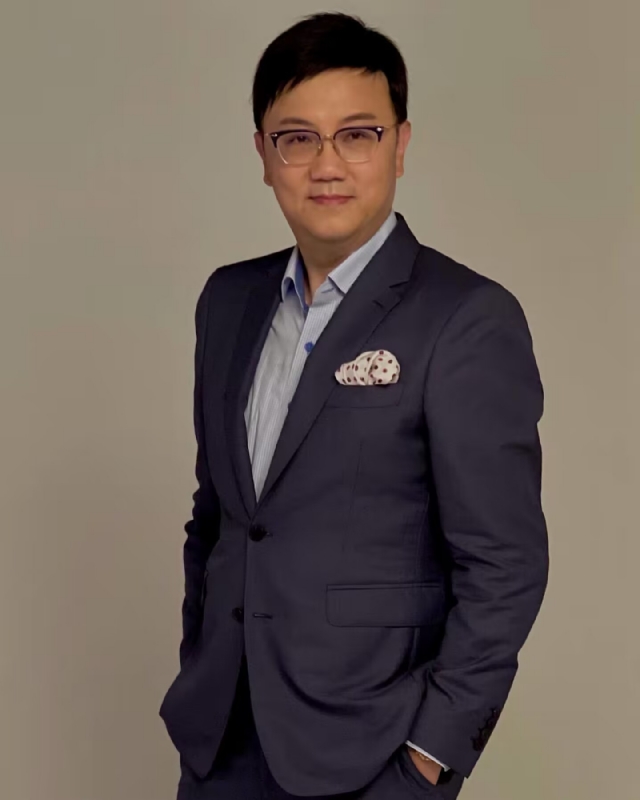 James的第二张照片--认干亲服务网