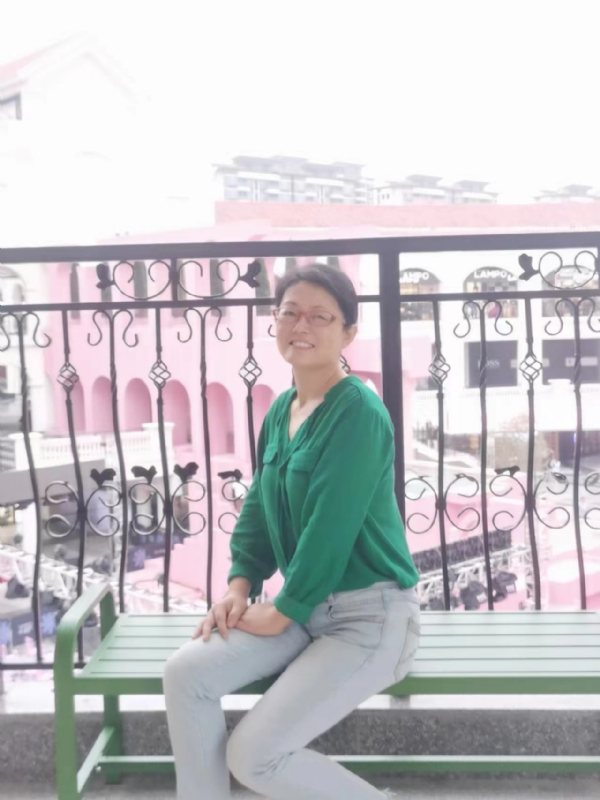 丽华的第三张照片--认干亲服务网