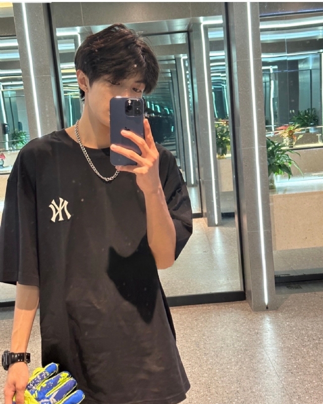 简凡的第一张照片--认干亲服务网