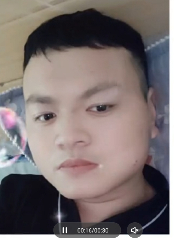 奋斗者的第二张照片--认干亲服务网