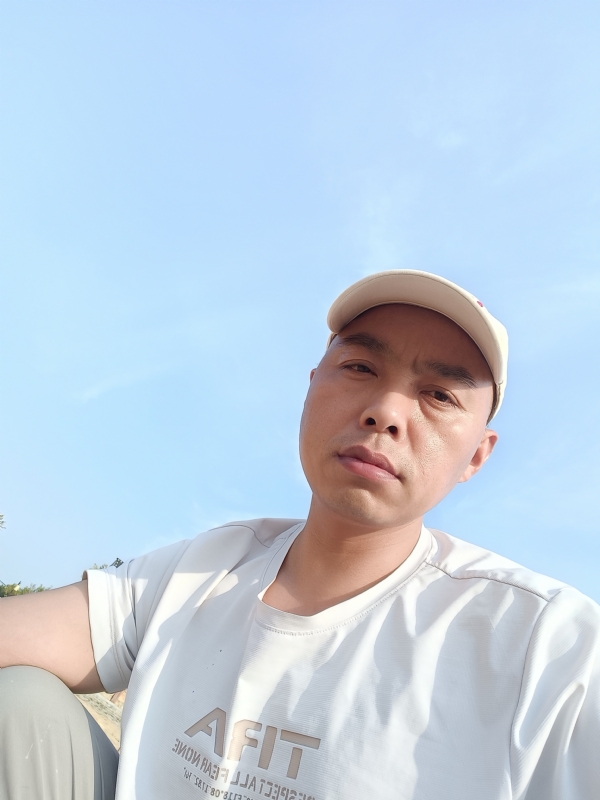 哥哥的第一张照片--认干亲服务网