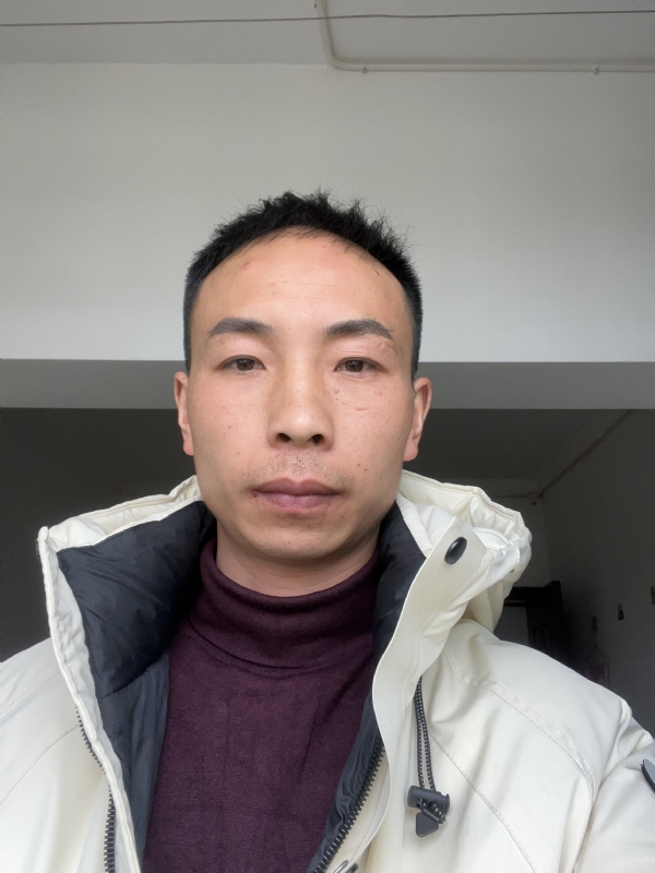 梁子的第一张照片--认干亲服务网