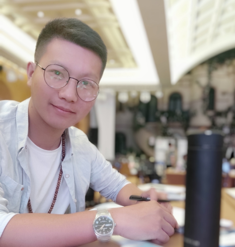 黄先生的第一张照片--认干亲服务网