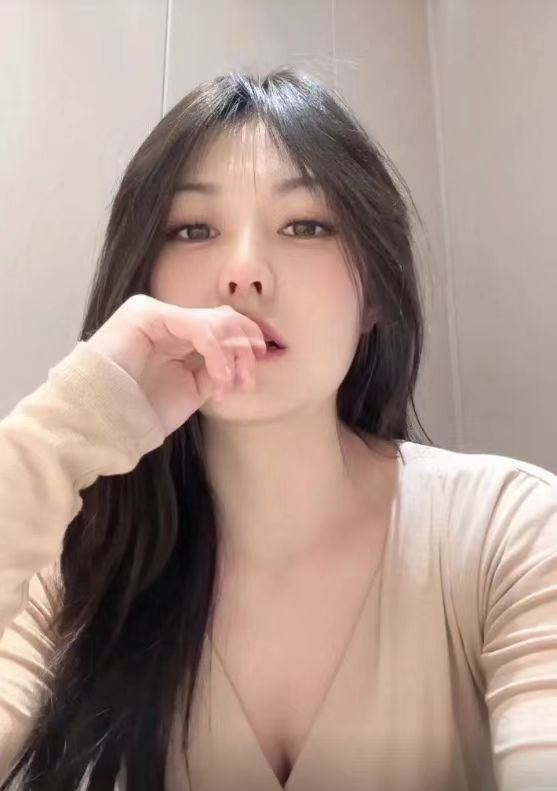 勾人心魂大美人的第一张照片--认干亲服务网