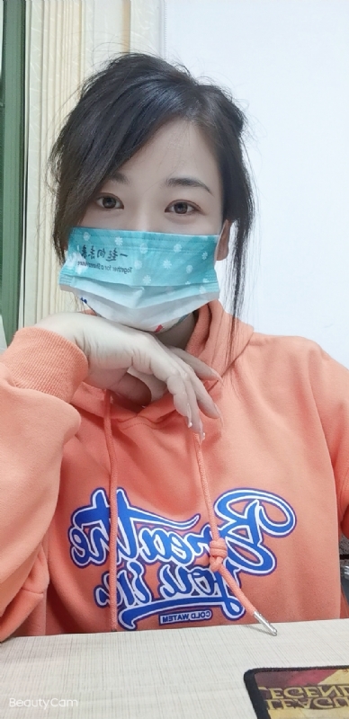 姚瑶的第一张照片--认干亲服务网