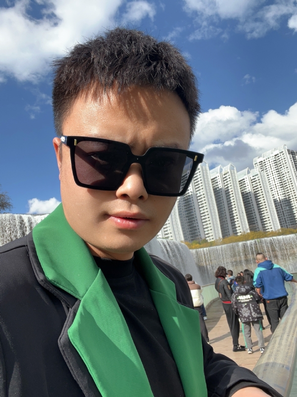 子阳的第一张照片--认干亲服务网