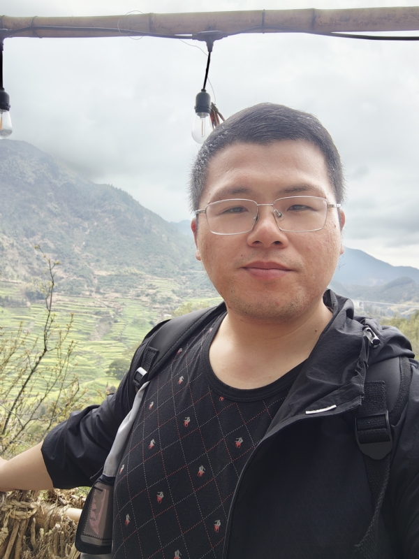 青山的第三张照片--认干亲服务网