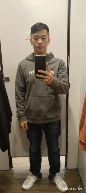 酷酷的少年的第一张照片--认干亲服务网