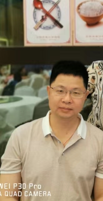 车che的第一张照片--认干亲服务网