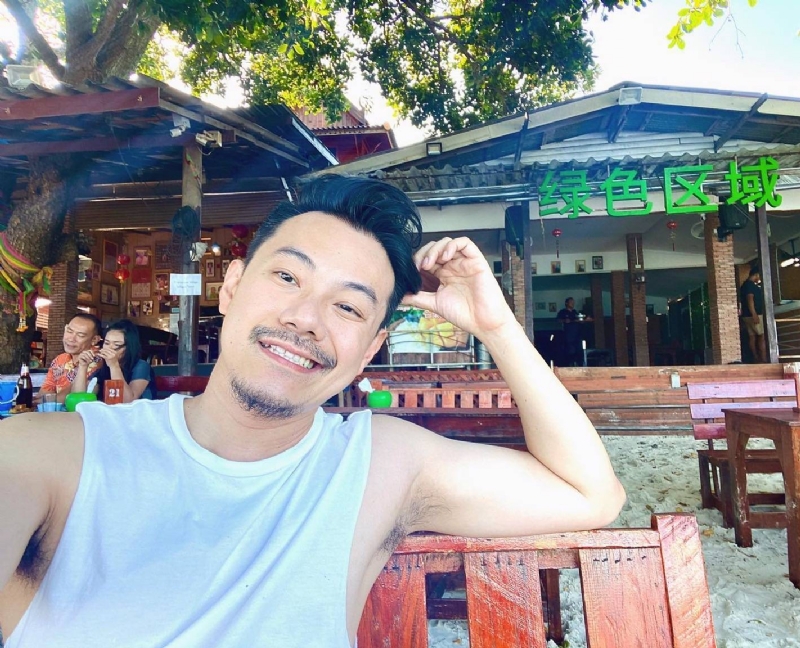 雲遊四海的第一张照片--认干亲服务网