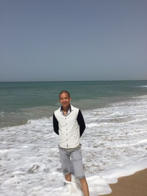 飞雪飘零的第二张照片--认干亲服务网