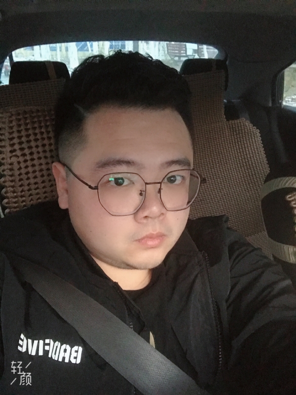 欢笑的第一张照片--认干亲服务网