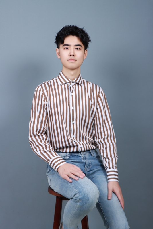 光年外的怪咖的第一张照片--认干亲服务网