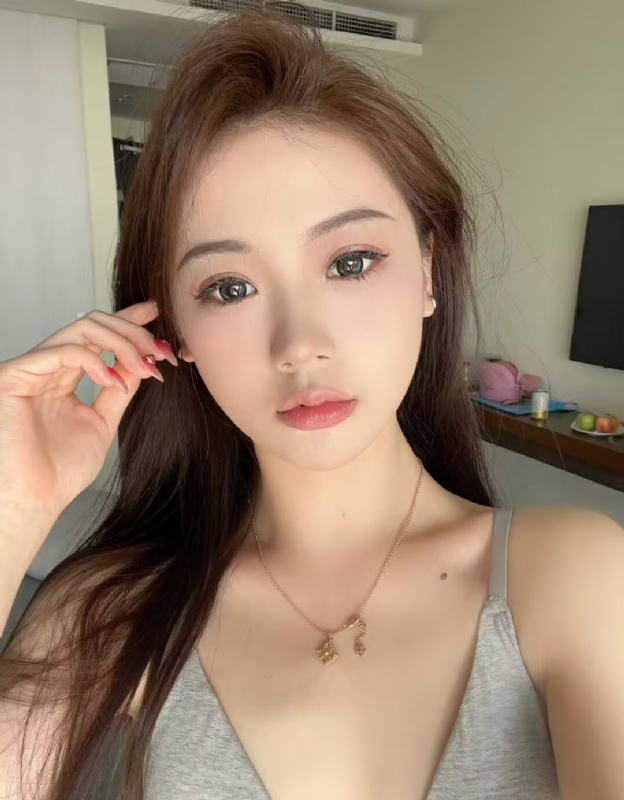 早點睡的第一张照片--认干亲服务网