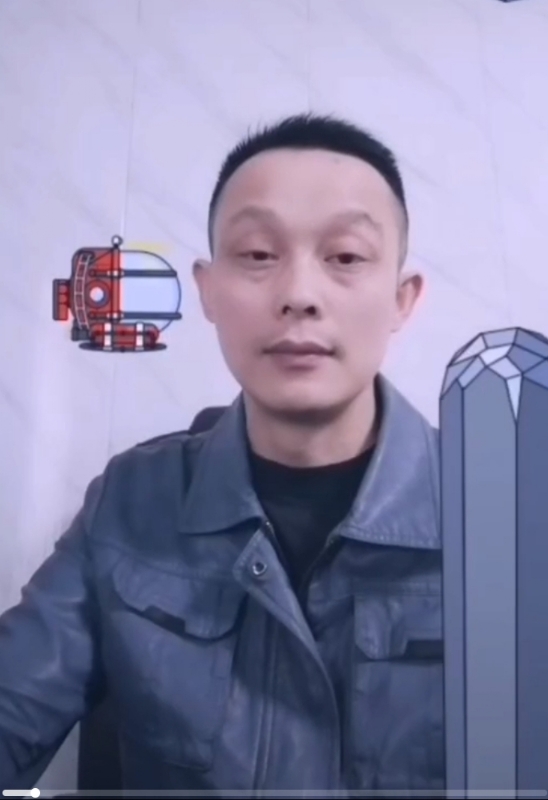 易进的第三张照片--认干亲服务网