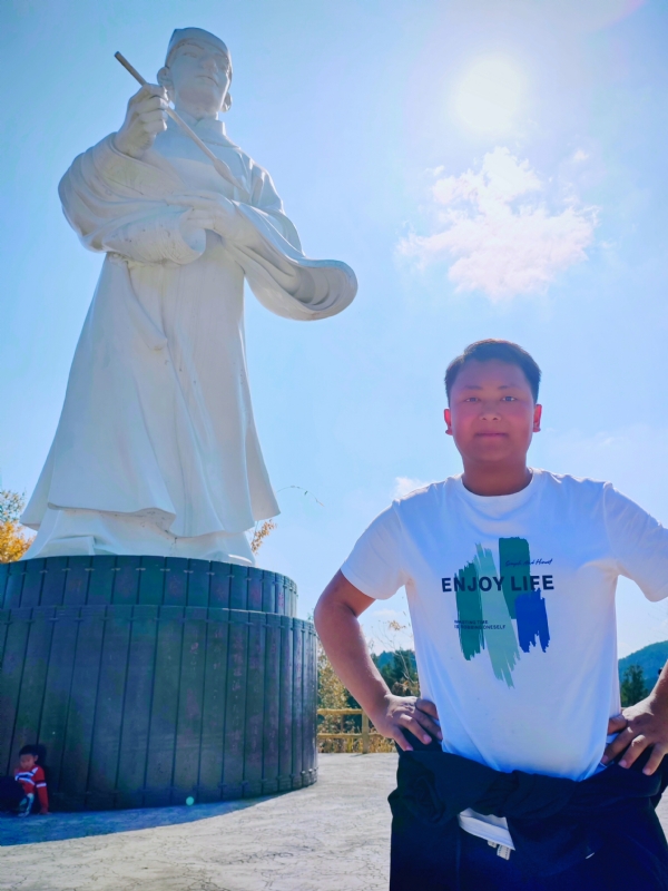 伏王虎的第一张照片--认干亲服务网