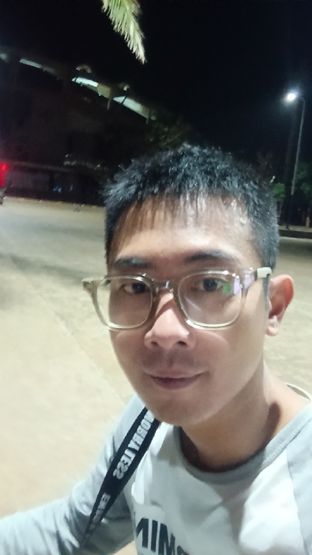 龙龙的第一张照片--认干亲服务网