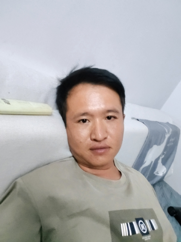 陌生人的第三张照片--认干亲服务网
