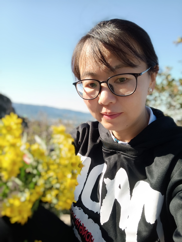 丽丽的第一张照片--认干亲服务网