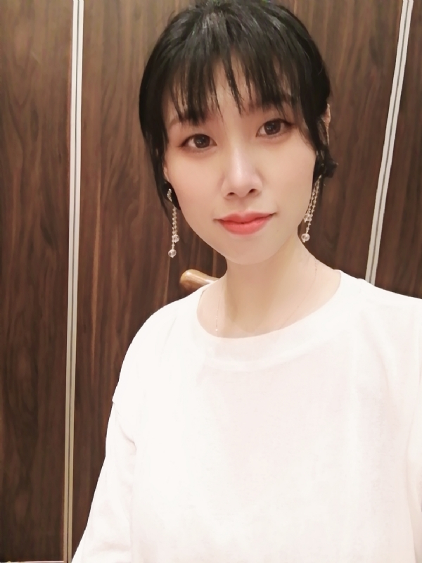 于小倩的第一张照片--认干亲服务网